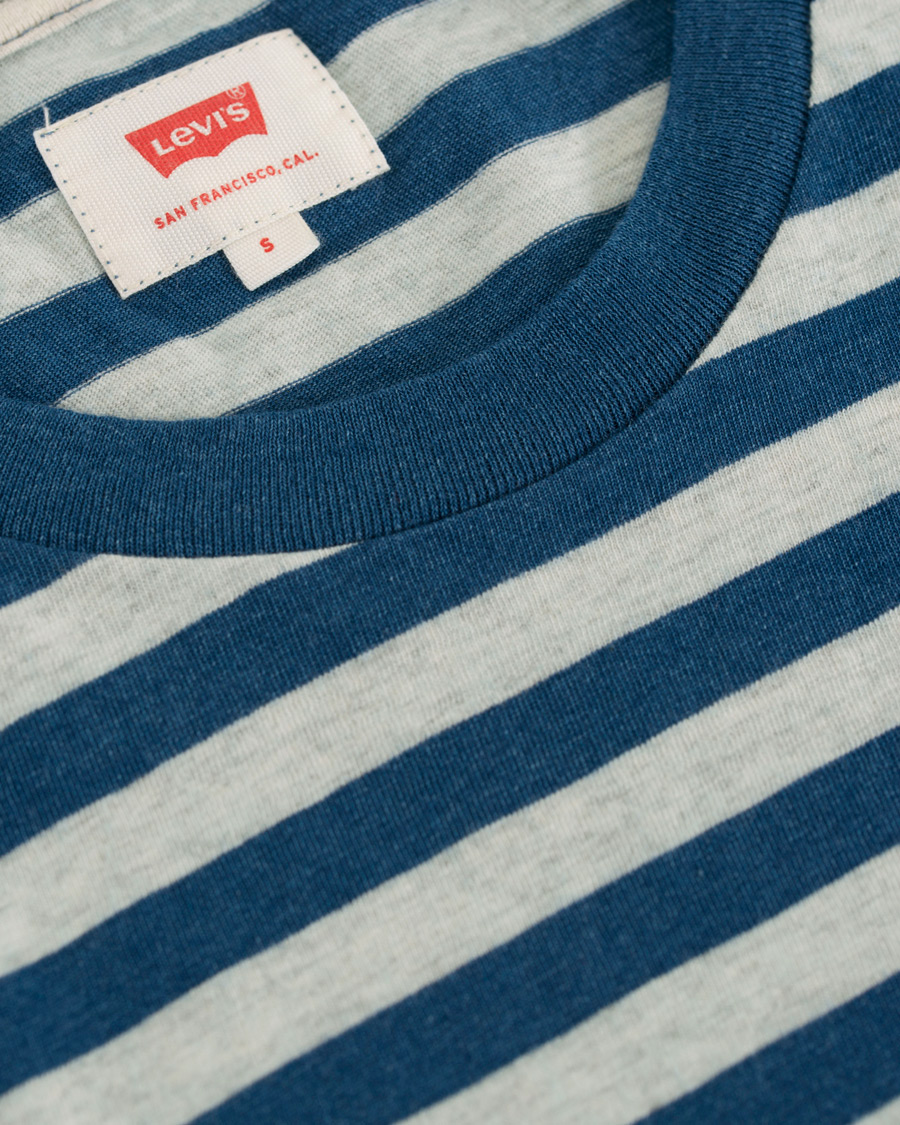 Herr | T-Shirts | Levi's | Set-In Sunset Striped Pocket Tee Cream/Indigo