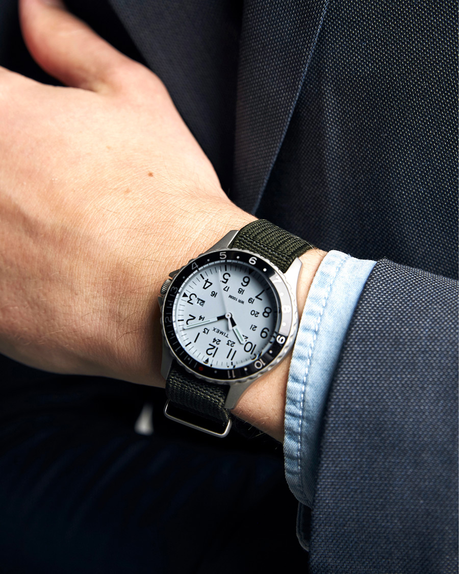 Herr | Timex Navi Ocean Blasted Steel/Pearl White Dial | Timex | Navi Ocean Blasted Steel/Pearl White Dial