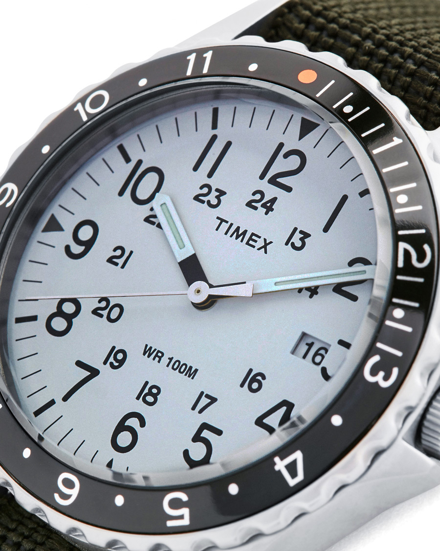 Herr | Timex Navi Ocean Blasted Steel/Pearl White Dial | Timex | Navi Ocean Blasted Steel/Pearl White Dial