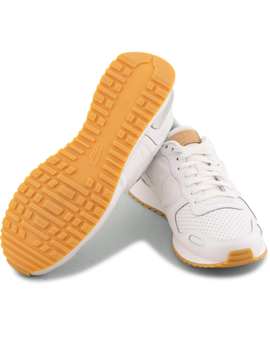 Herr | Nike Air Vortex Running Sneaker White | Nike | Air Vortex Running Sneaker White