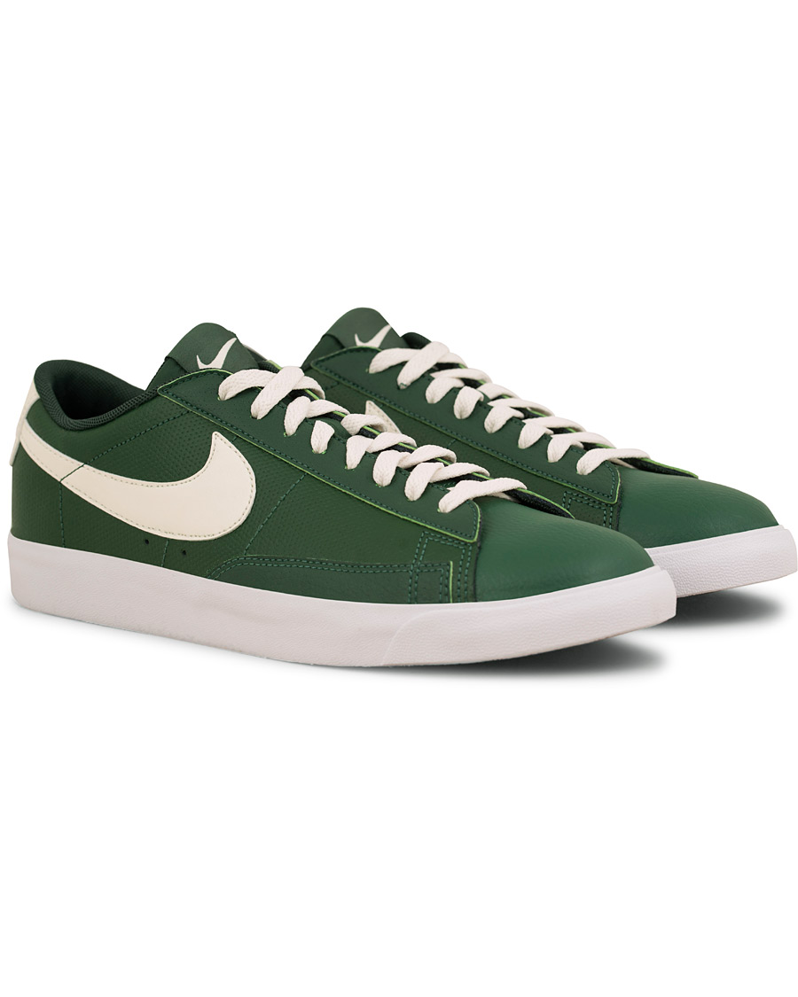Herr | Nike Blazer Low Leather Sneaker Green | Nike | Blazer Low Leather Sneaker Green