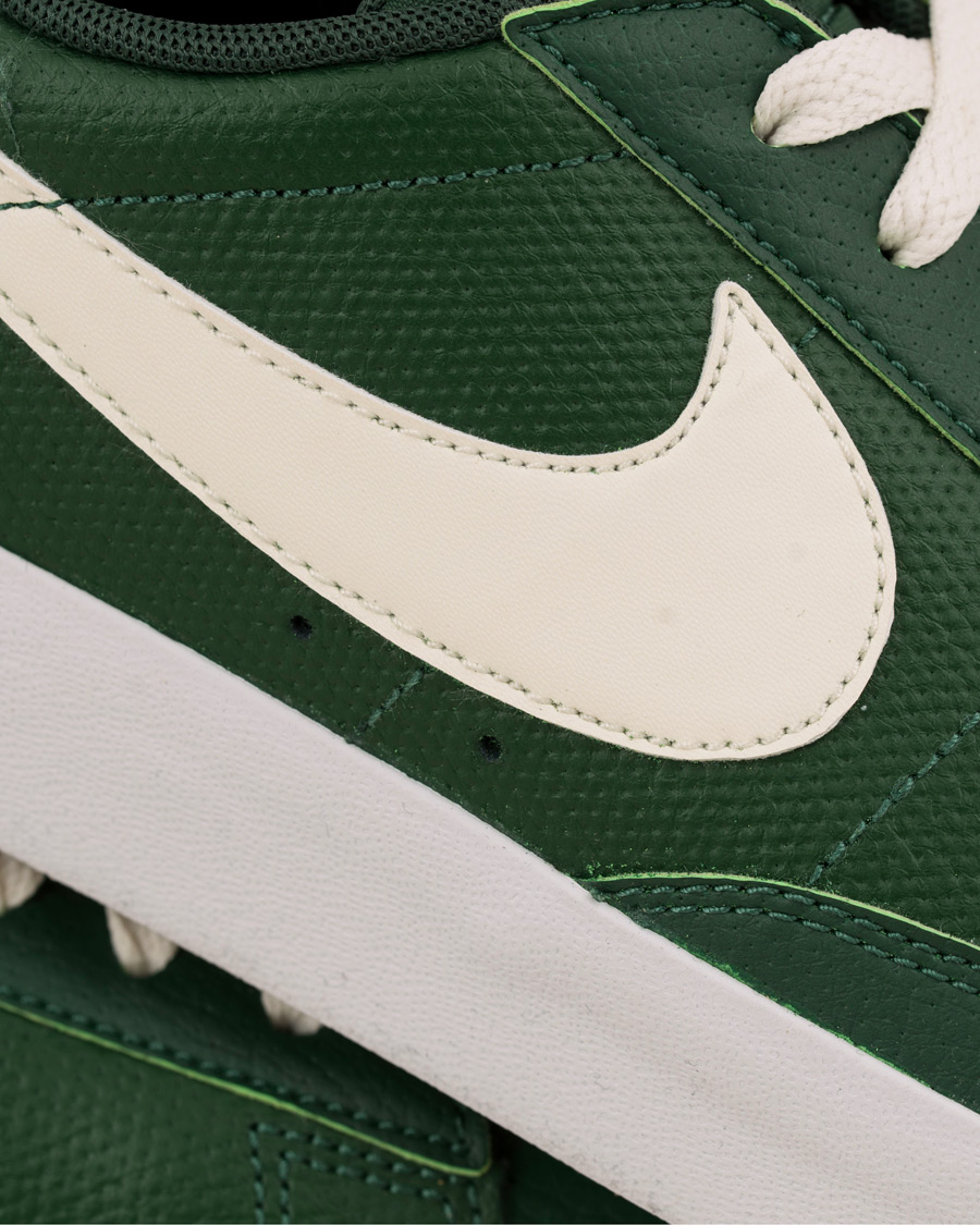 Herr | Nike Blazer Low Leather Sneaker Green | Nike | Blazer Low Leather Sneaker Green