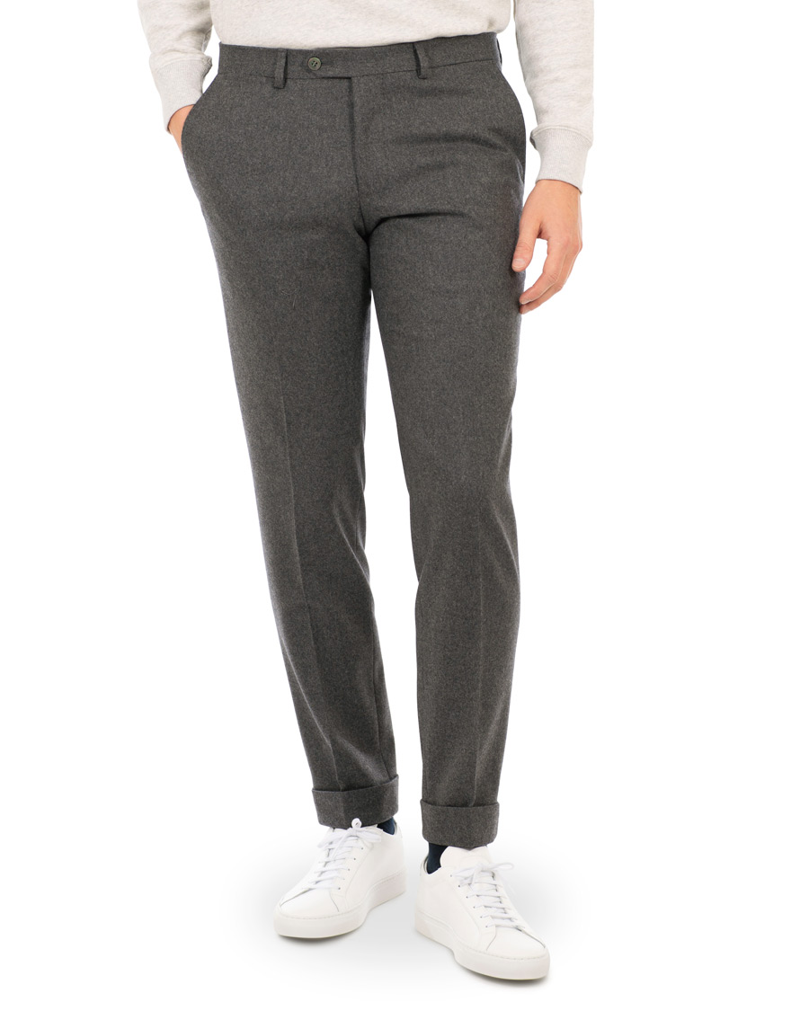 Herr | Byxor | Oscar Jacobson | Dean Turn Up Flannel Trousers Dark Grey