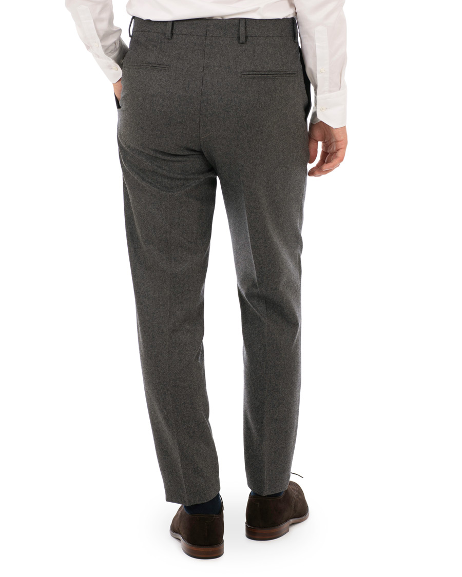 Herr | Byxor | Oscar Jacobson | Delon Pleated Flannel Trousers Dark Grey