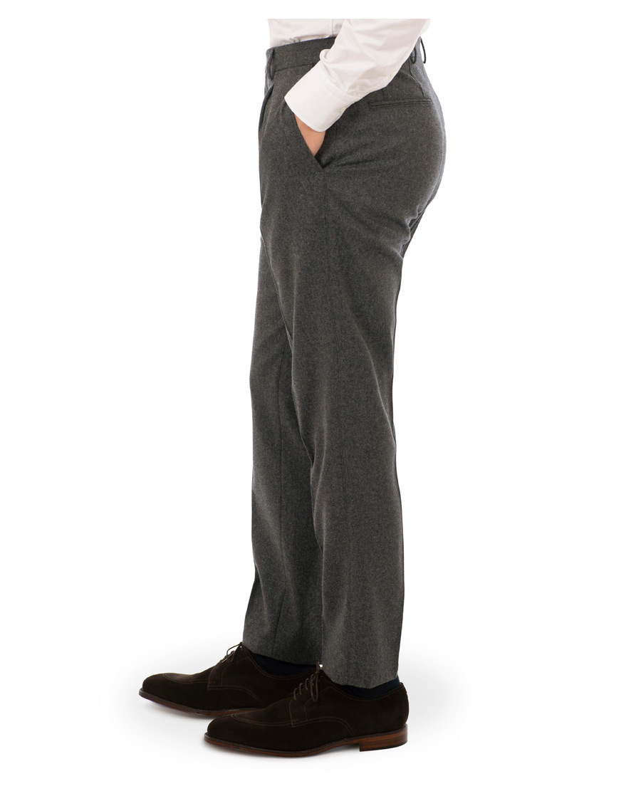 Herr | Byxor | Oscar Jacobson | Delon Pleated Flannel Trousers Dark Grey