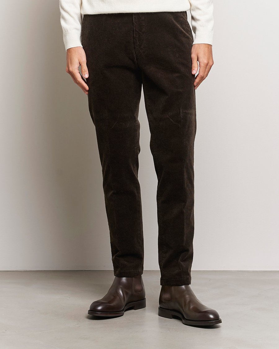 Herr | Byxor | Oscar Jacobson | Denz Corduroy Trousers Dark Brown