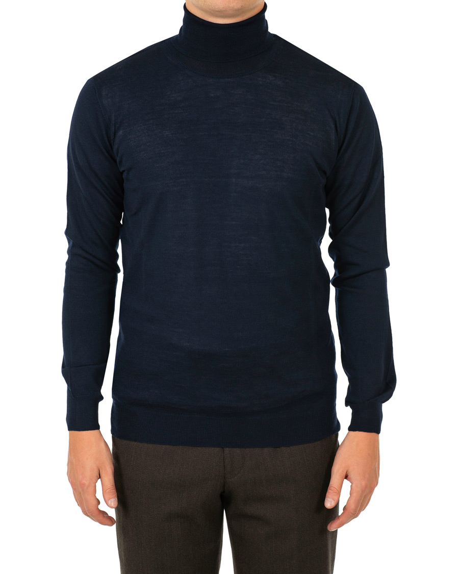 Herr | Tröjor | Oscar Jacobson | Cole Extra Fine Merino Rollneck Navy