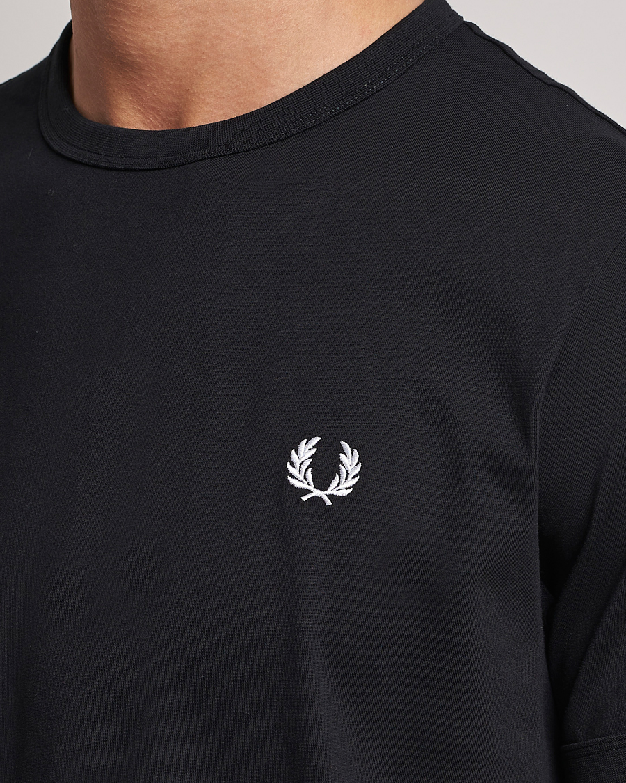 Herr | T-Shirts | Fred Perry | Ringer Crew Neck Tee Black