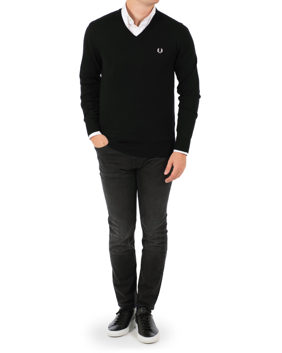 Herr | Tröjor | Fred Perry | Merino Wool V-Neck Pullover Black