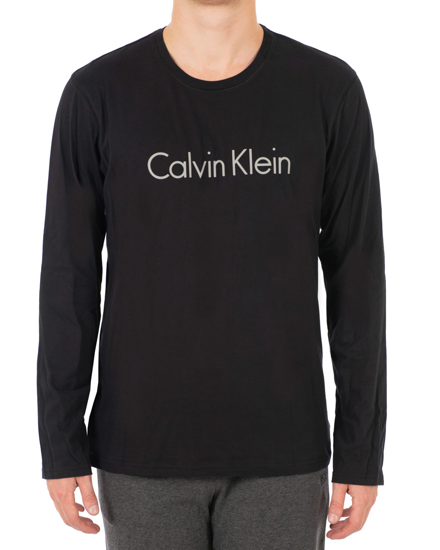 Herr | T-Shirts | Calvin Klein | Logo Long Sleeve Tee Black