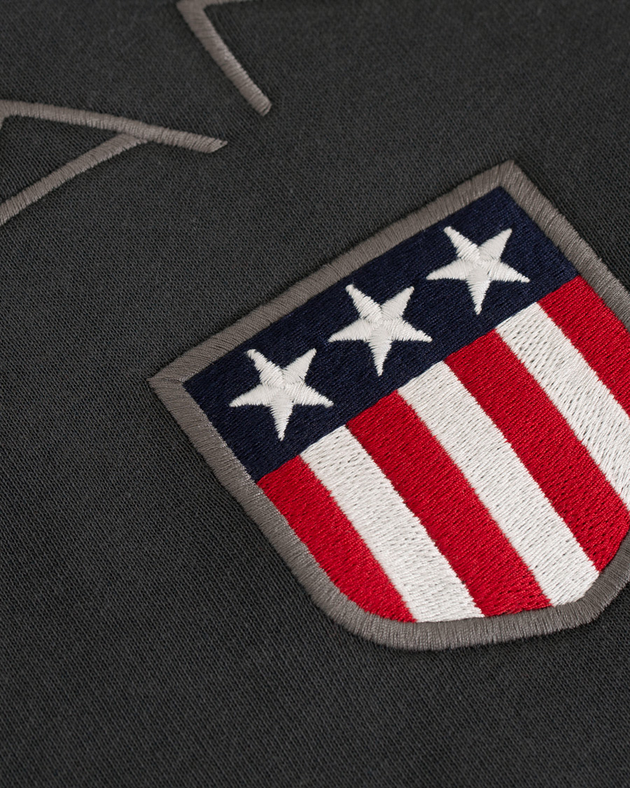 Herr | Tröjor | GANT | Shield Hoodie Dark Grey