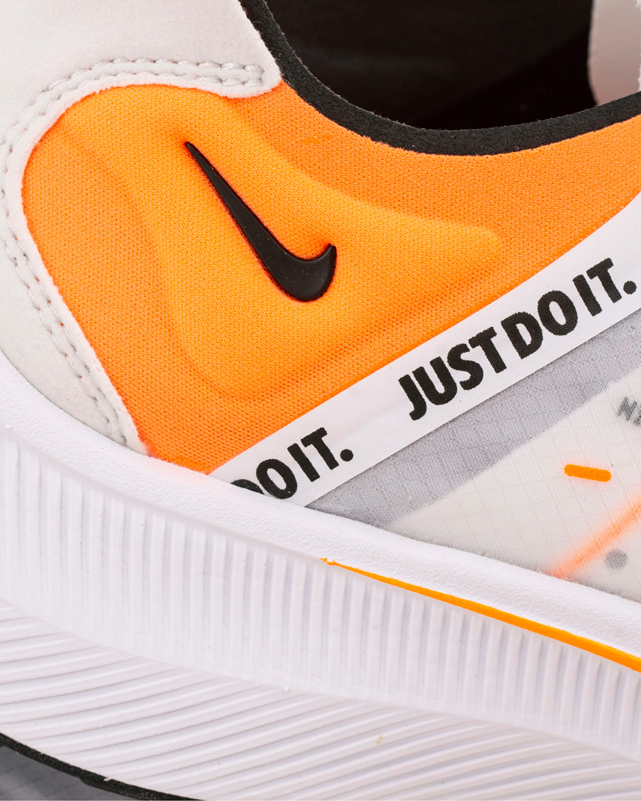 Herr | Nike EXP-14 Just Do It Running Sneaker White | Nike | EXP-14 Just Do It Running Sneaker White