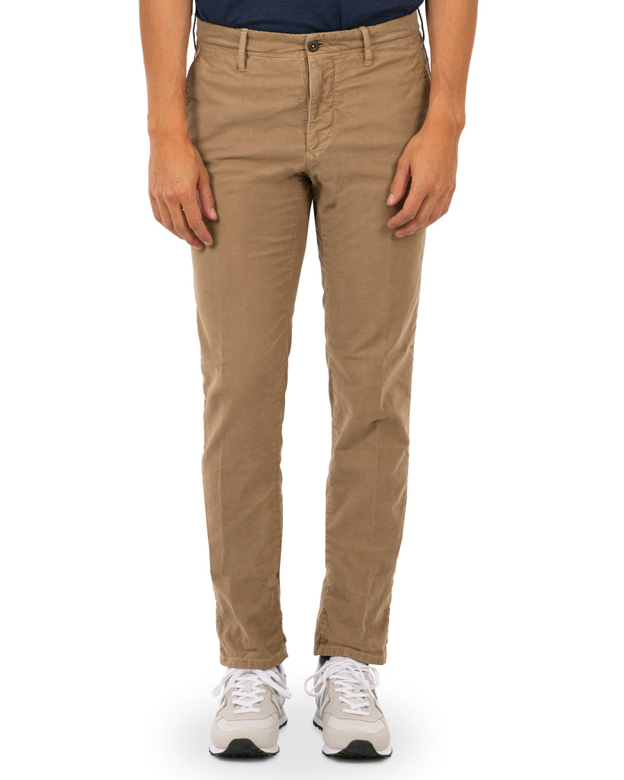 Herr | Byxor | Incotex | Slim Fit Garment Dyed Washed Slacks Khaki