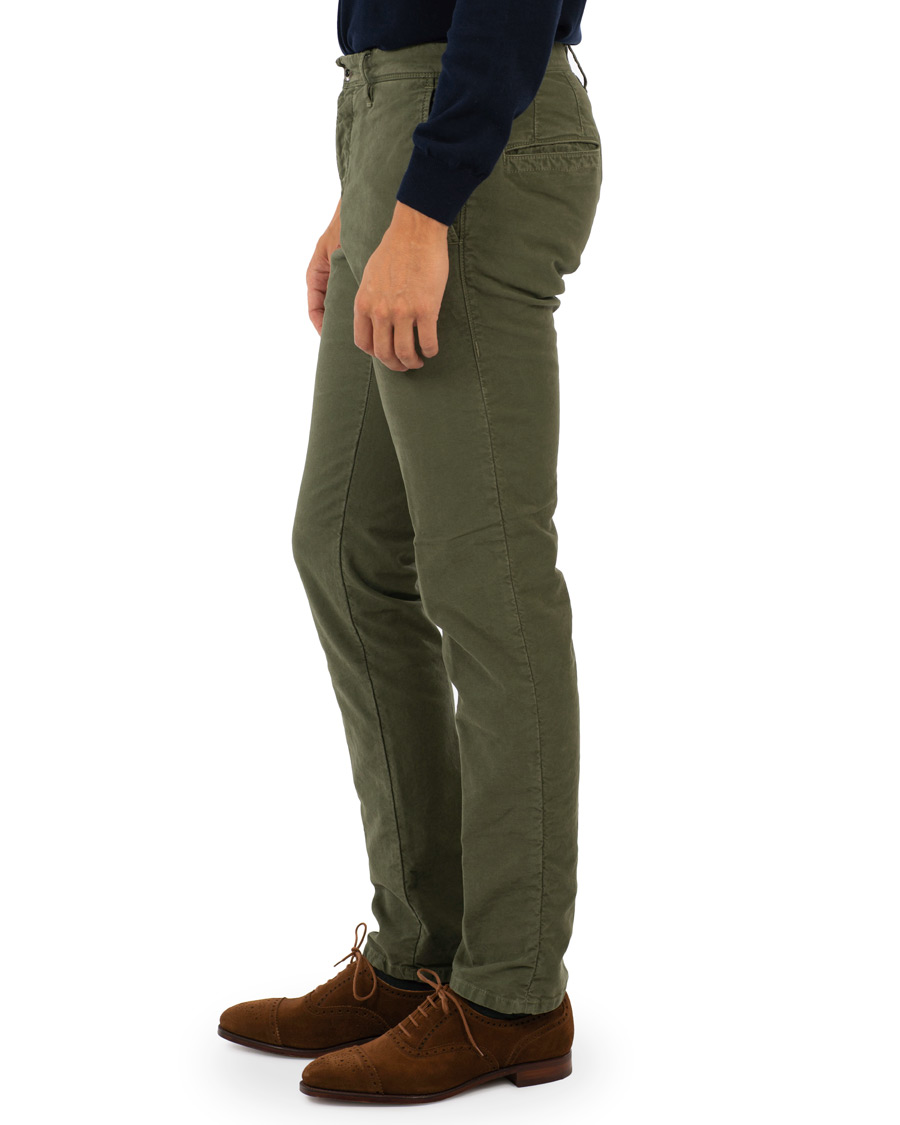 Herr | Byxor | Incotex | Slim Fit Garment Dyed Washed Slacks Army Green W29