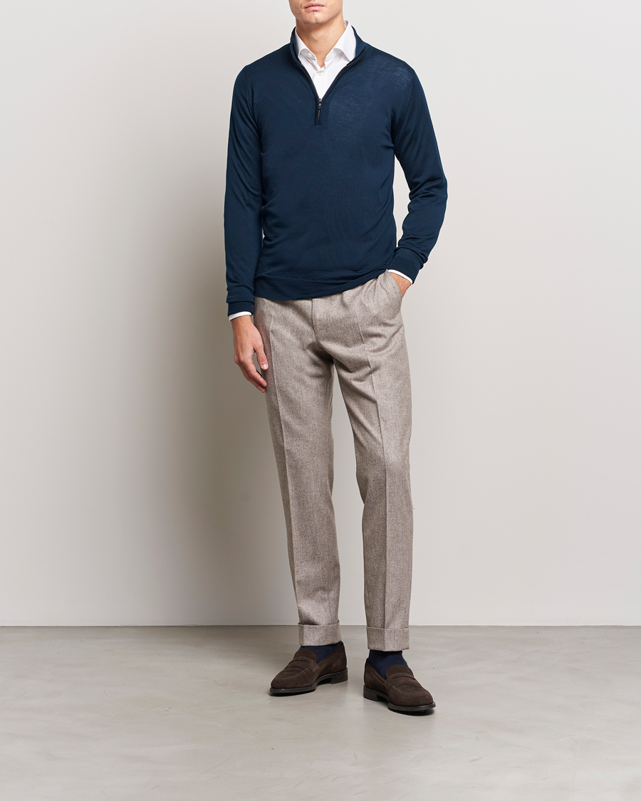 Herr | Tröjor | John Smedley | Barrow Extra Fine Merino Half Zip Orion Green