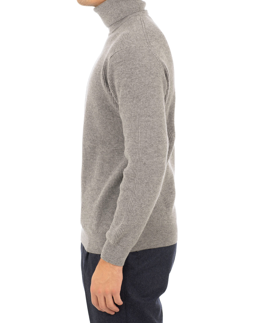 Herr | Tröjor | Johnstons of Elgin | Wool/Cashmere Ribbed Rollneck Light Grey
