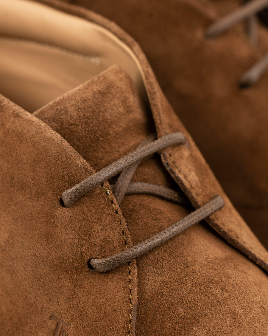 Herr | Tod's Crepe Sole Chukka Boot Medium Brown Suede | Tod's | Crepe Sole Chukka Boot Medium Brown Suede