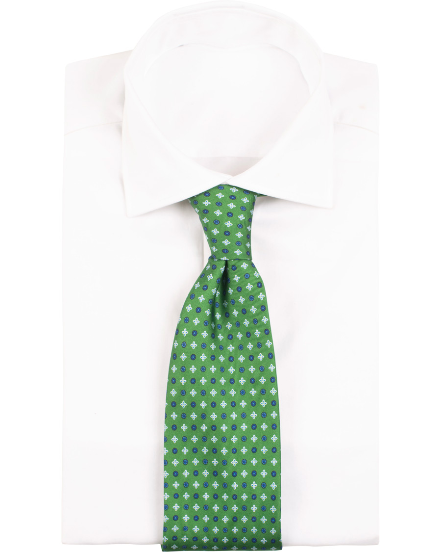 Herr | E. Marinella 3-Fold Printed Heritage Symbol Silk Tie 8 Cm Grass Green | E. Marinella | 3-Fold Printed Heritage Symbol Silk Tie 8 Cm Grass Green