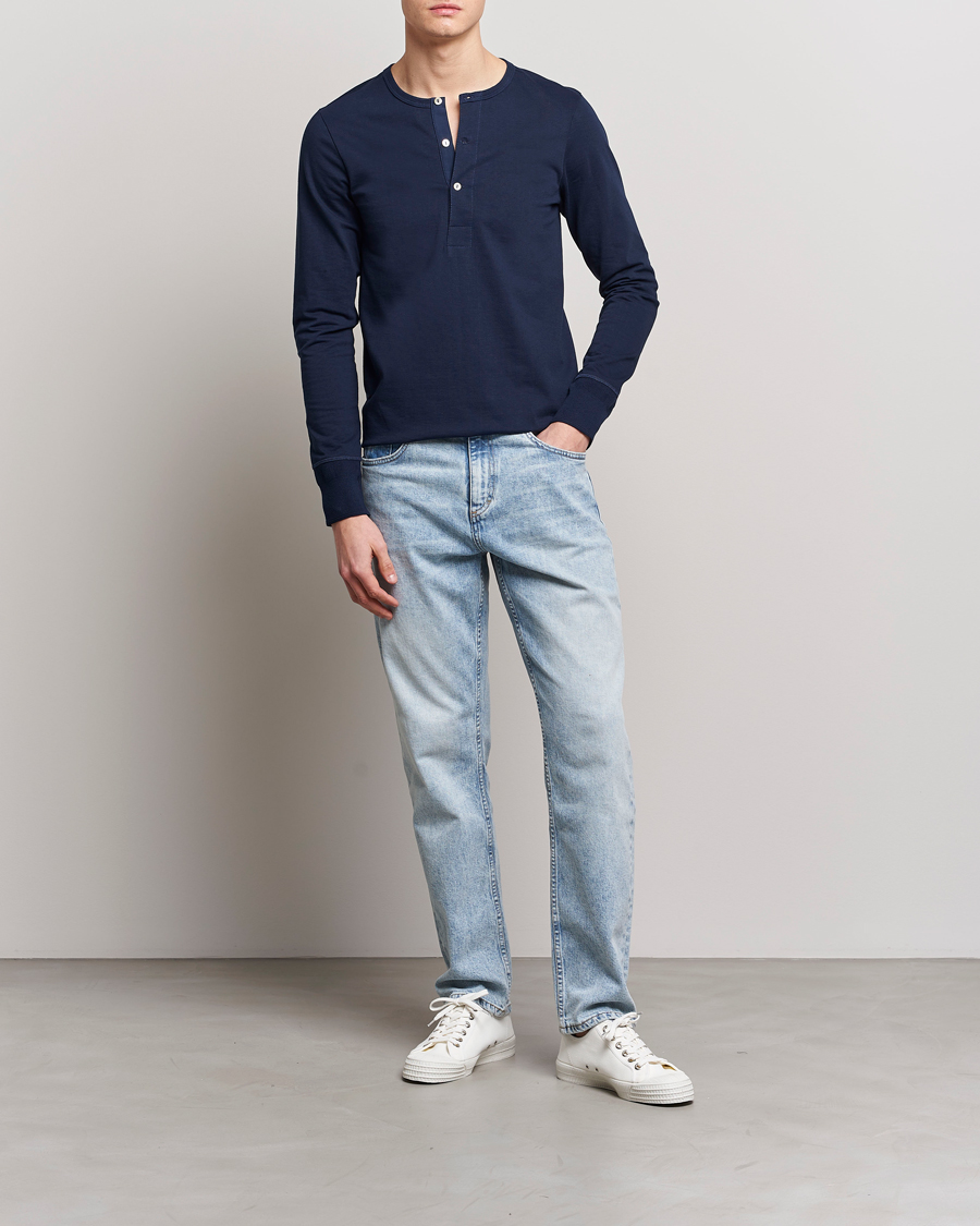 Herr | Tröjor | Merz b. Schwanen | Classic Organic Cotton Henley Sweater Ink Blue