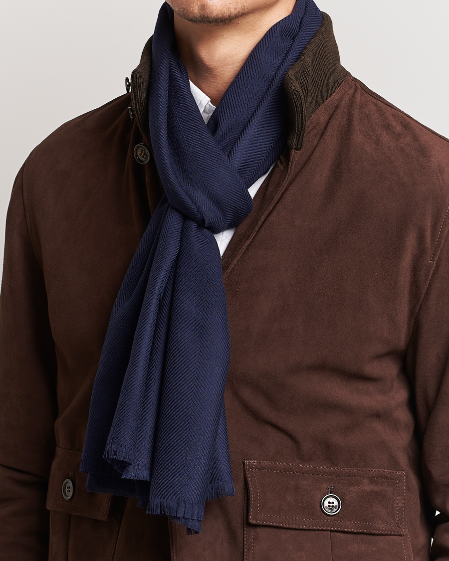 Herr | Scarves | Eton | Merino Wool Herringbone Scarf Navy