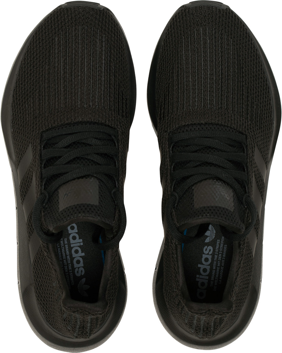 Herr | adidas Originals Swift Run Sneaker Core Black | adidas Originals | Swift Run Sneaker Core Black