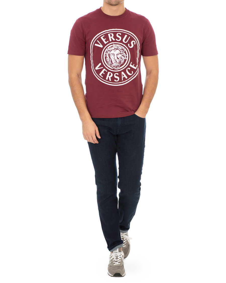 Herr | T-Shirts | Versus Versace | Logo Tee Bordeaux