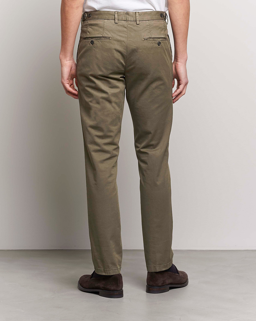 Herr | Byxor | Oscar Jacobson | Danwick Side Adjusters Chino Olive