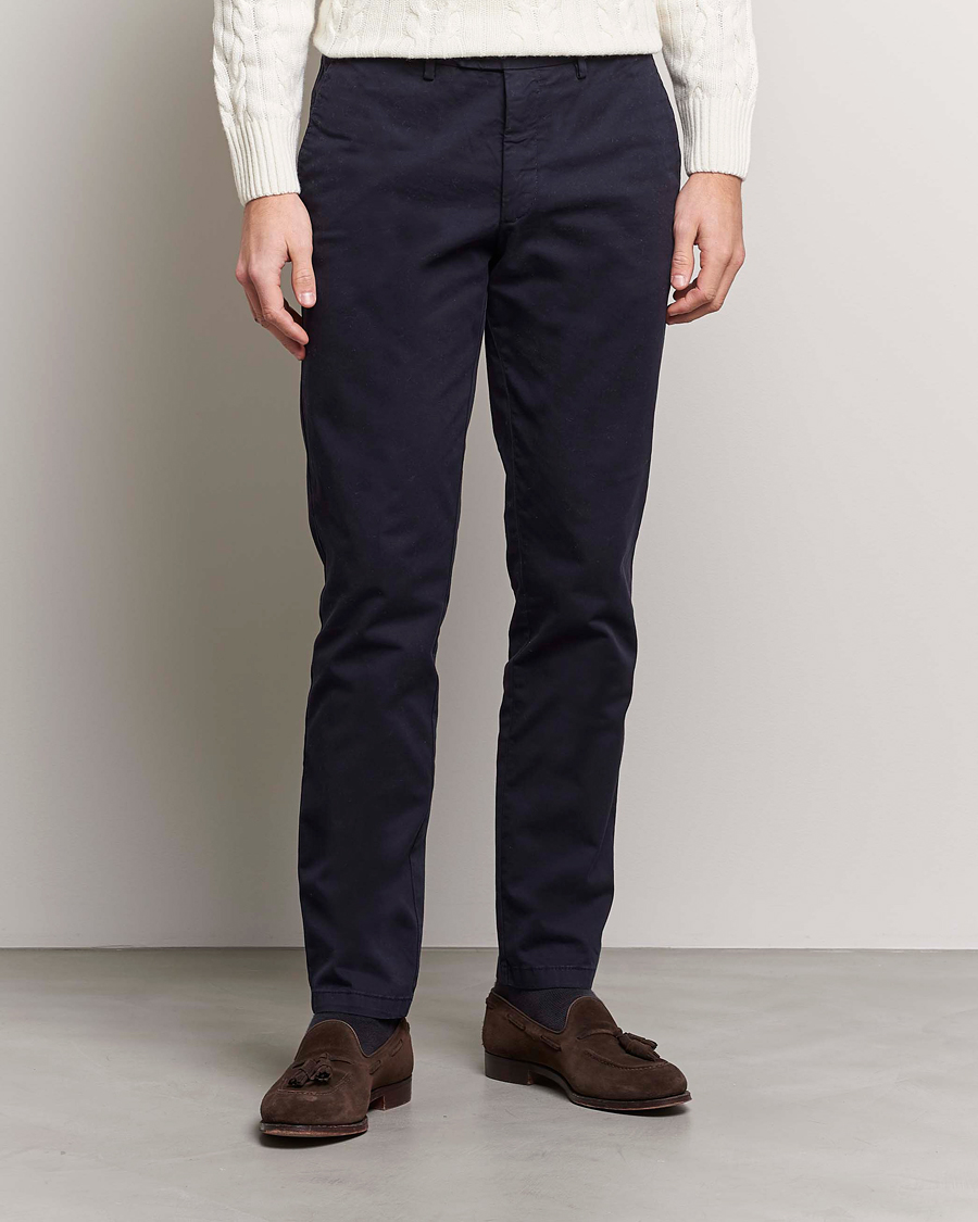 Herr | Byxor | Oscar Jacobson | Danwick Side Adjusters Chino Navy