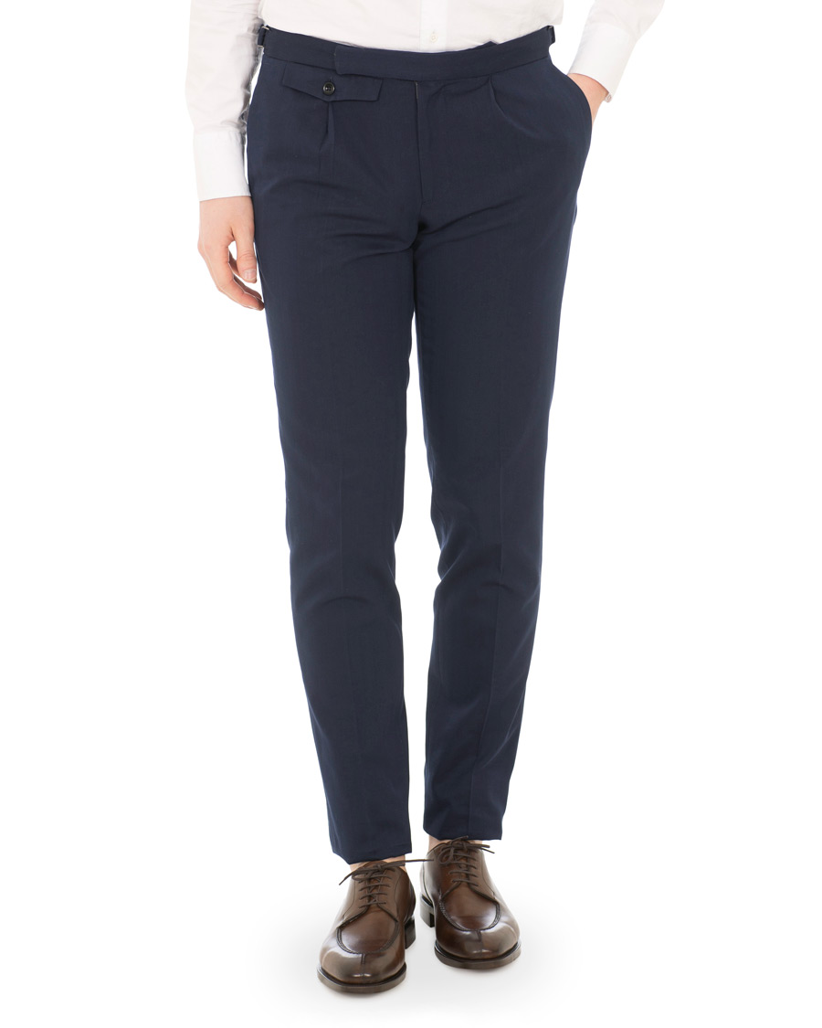 Herr | Byxor | Incotex | Solaro High Waist Side Adjuster Pleated Chino Dark Blue