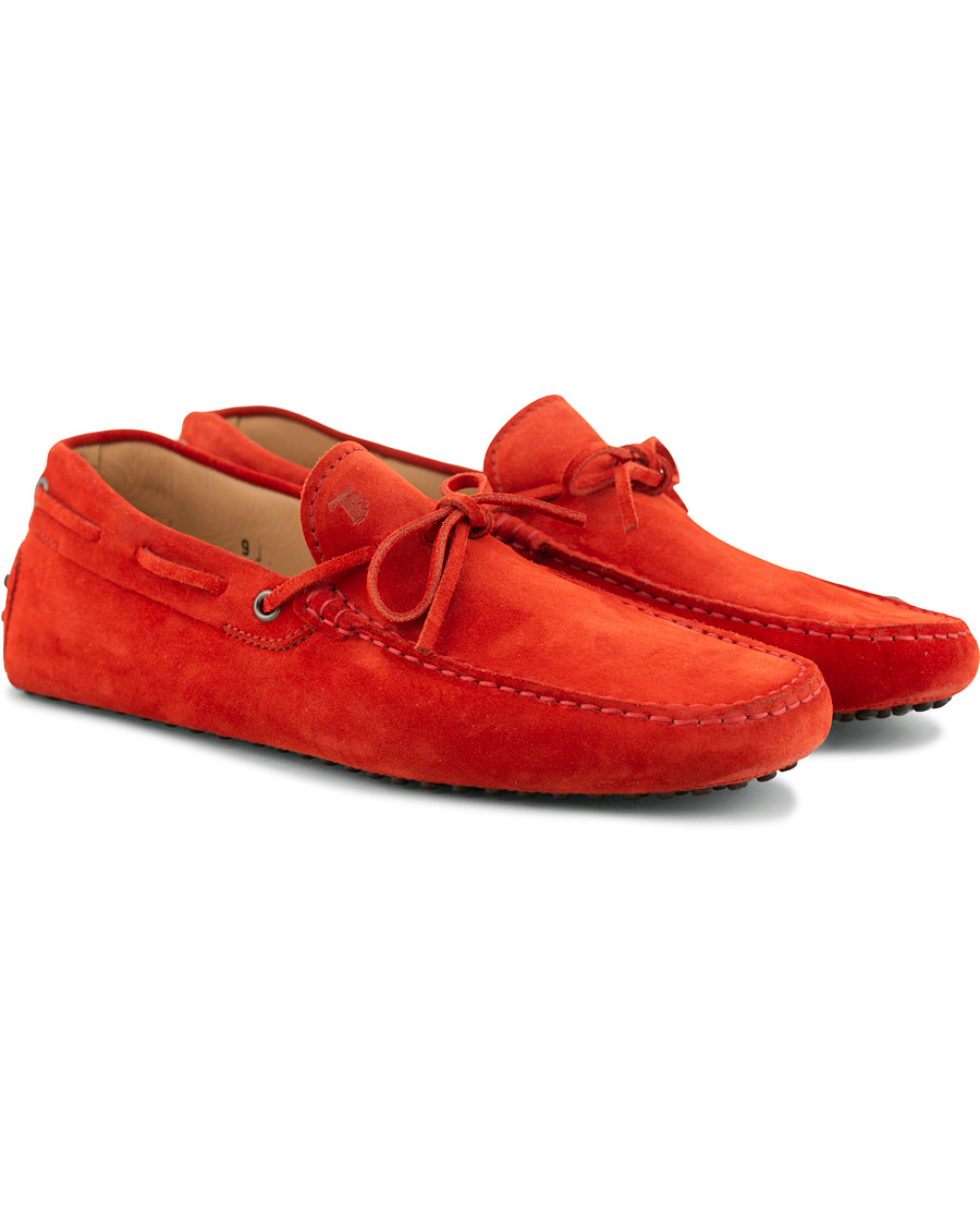 Herr | Tod's Laccetto Gommino Carshoe Red Suede | Tod's | Laccetto Gommino Carshoe Red Suede