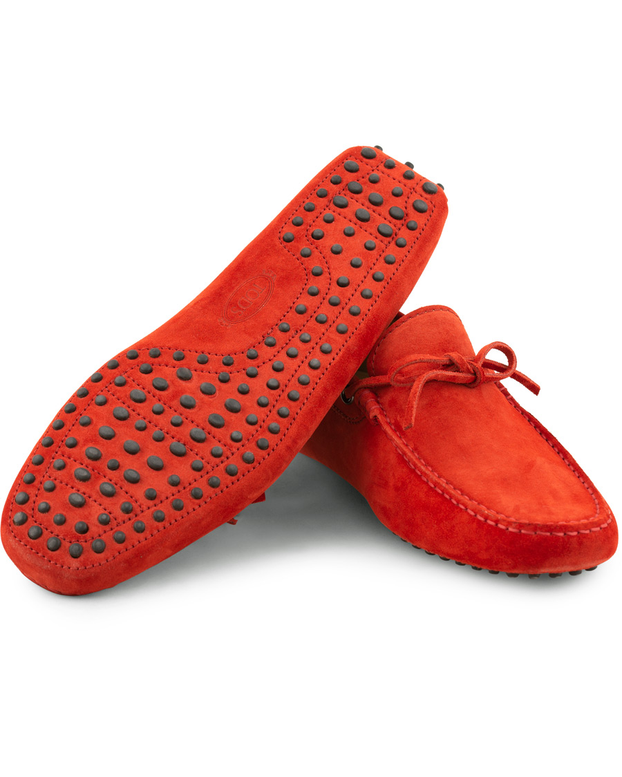 Herr | Tod's Laccetto Gommino Carshoe Red Suede | Tod's | Laccetto Gommino Carshoe Red Suede