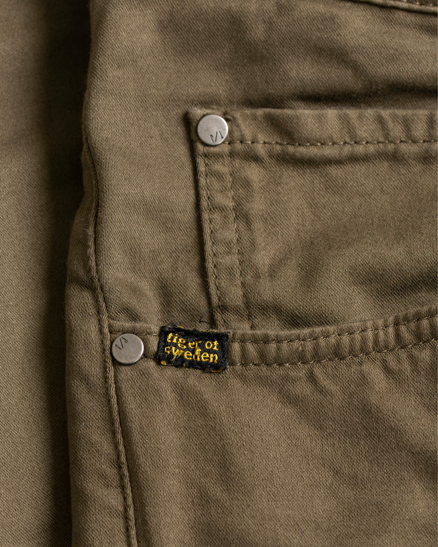 Herr | Byxor | Tiger of Sweden Jeans | Iggy 5-Pocket Trousers Dark Khaki
