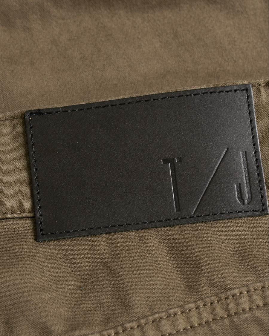 Herr | Byxor | Tiger of Sweden Jeans | Iggy 5-Pocket Trousers Dark Khaki