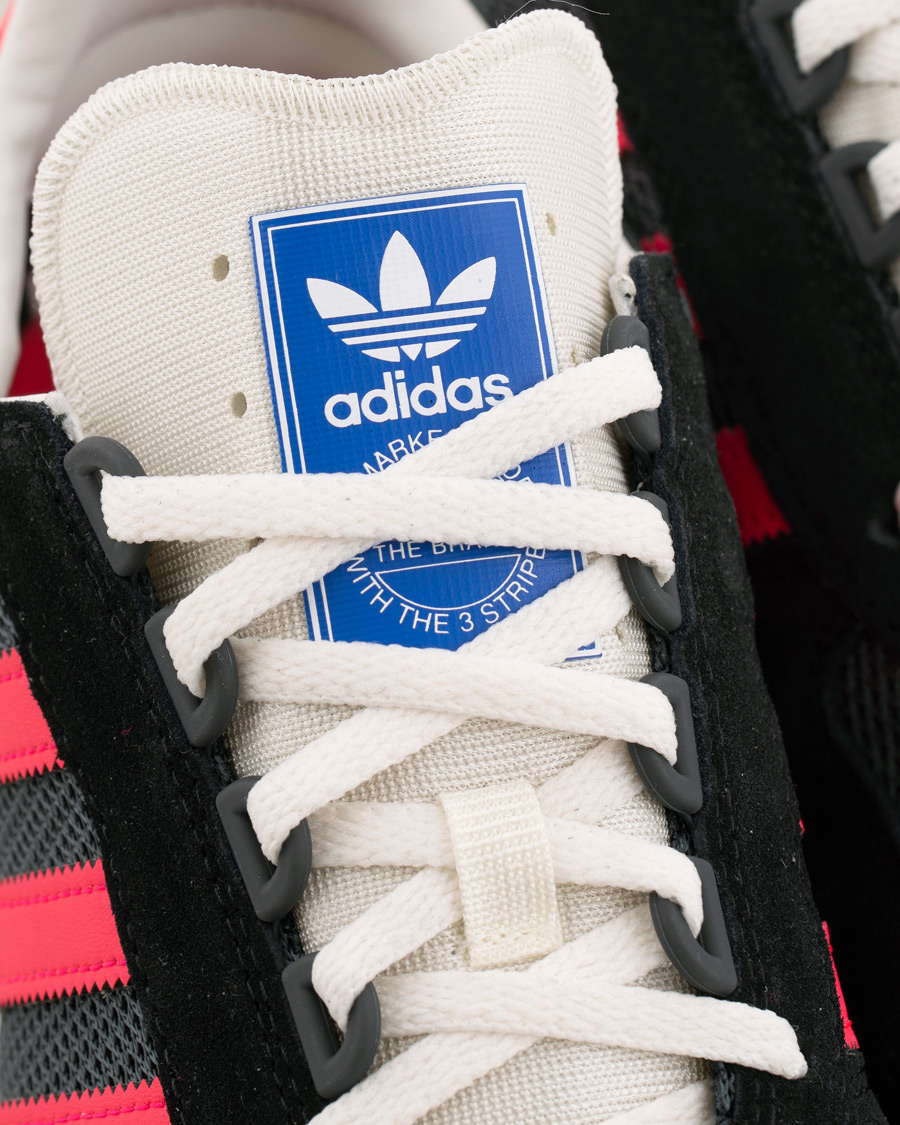Herr | adidas Originals Marathon Tech Sneaker Core Black/Red | adidas Originals | Marathon Tech Sneaker Core Black/Red