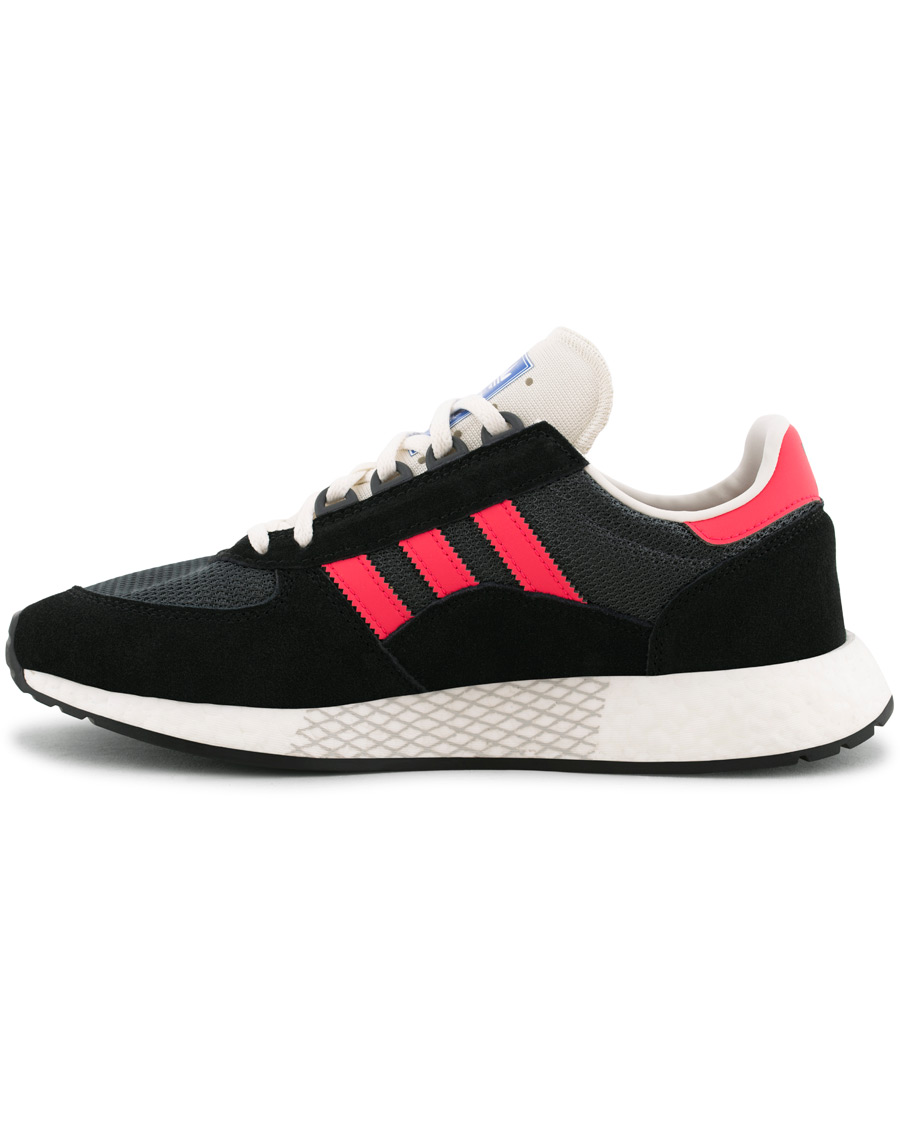 Herr | adidas Originals Marathon Tech Sneaker Core Black/Red | adidas Originals | Marathon Tech Sneaker Core Black/Red