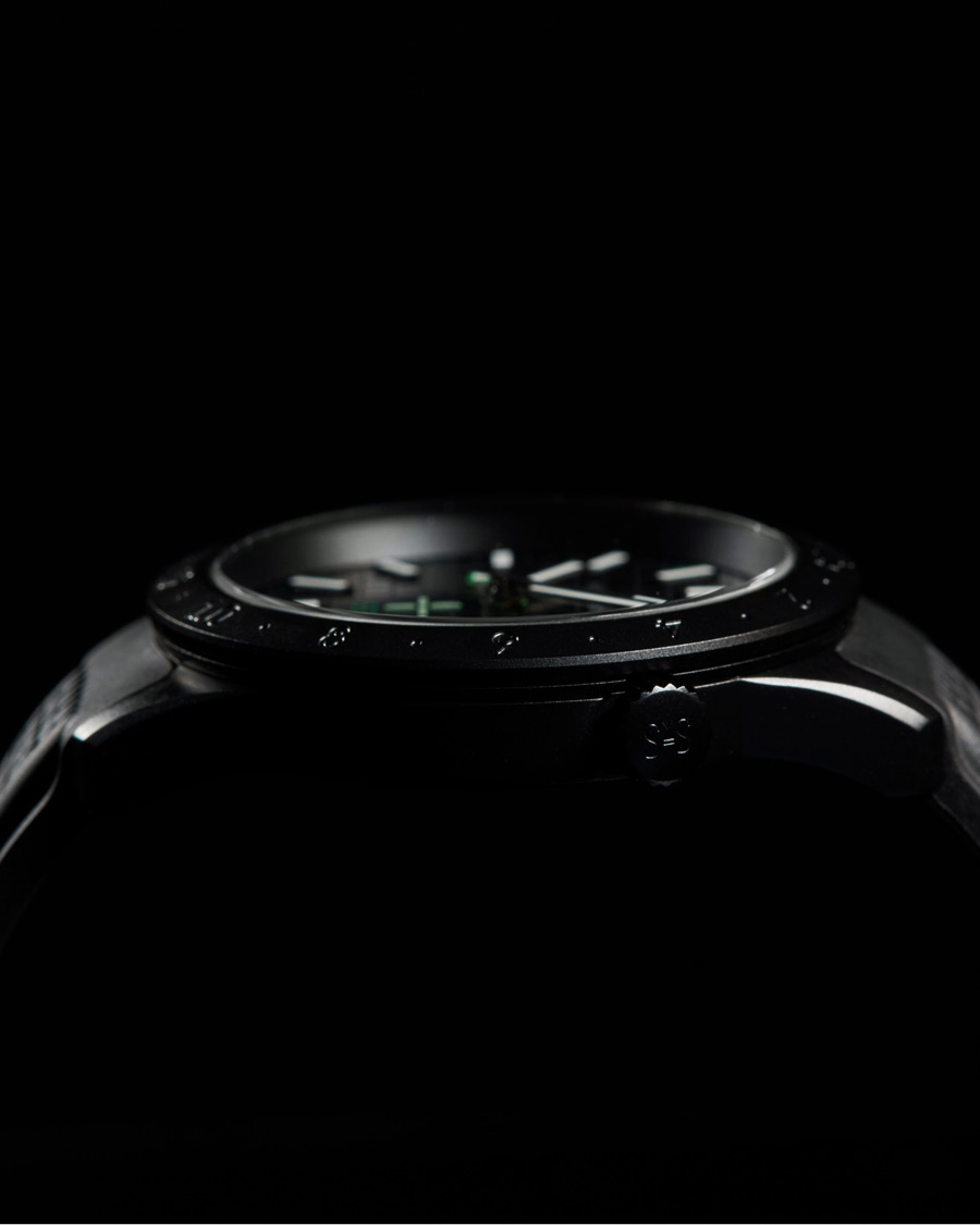 Herr | Sjöö Sandström Royal Steel Worldtimer LEET Black with Rubber 41mm | Sjöö Sandström | Royal Steel Worldtimer LEET Black with Rubber 41mm