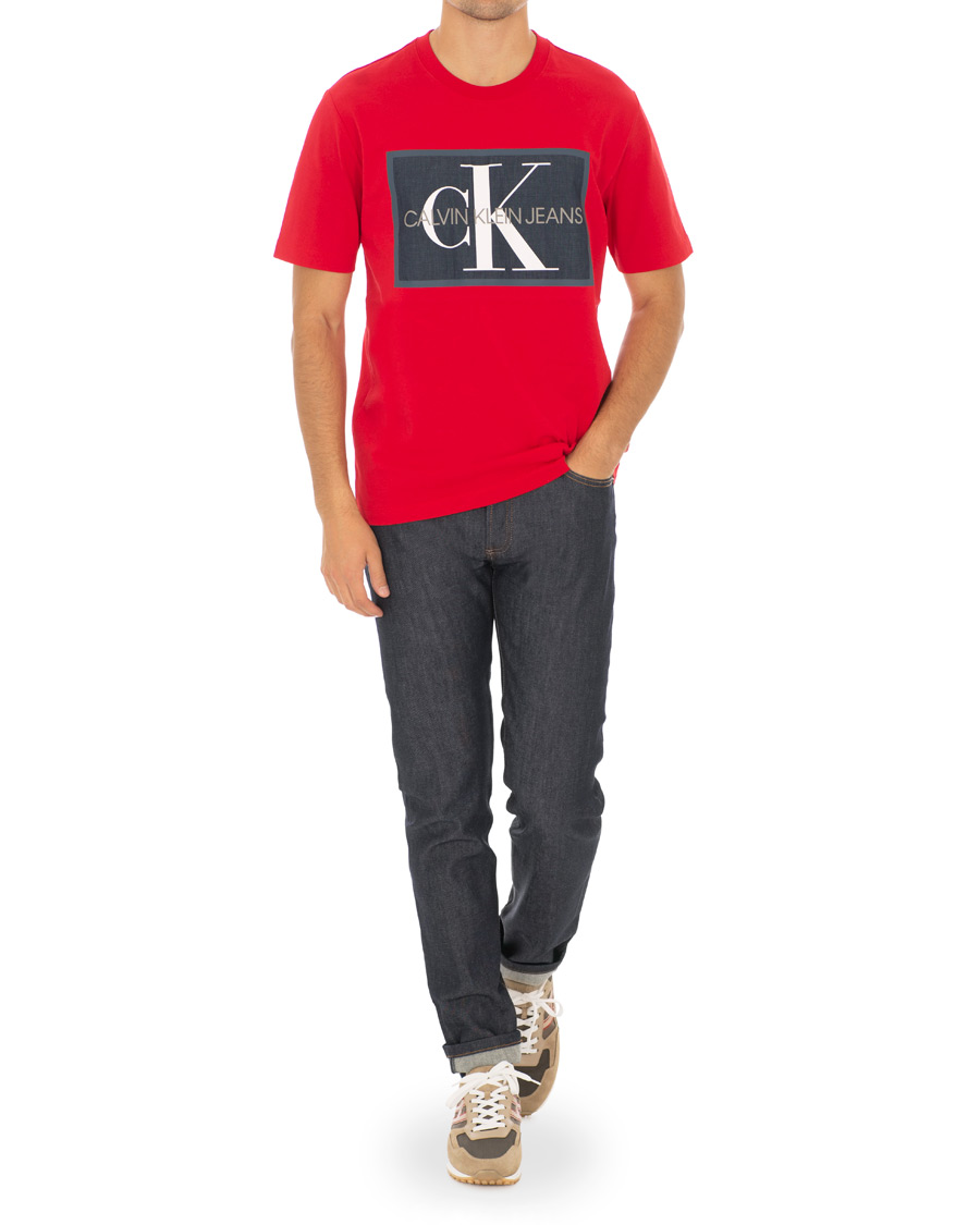 Herr | T-Shirts | Calvin Klein Jeans | Monogram Icon Box Tee Barbados Cherry