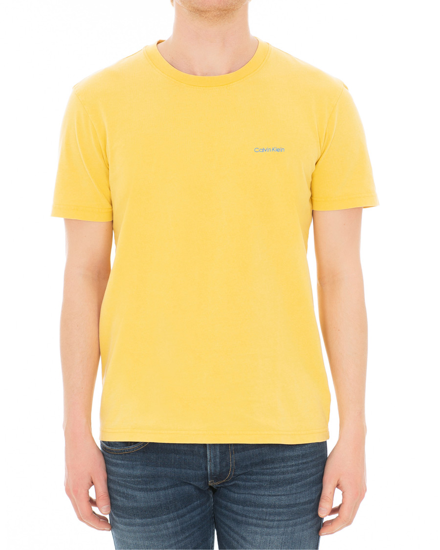 Herr | T-Shirts | Calvin Klein | Garment Dyed Tee Yellow