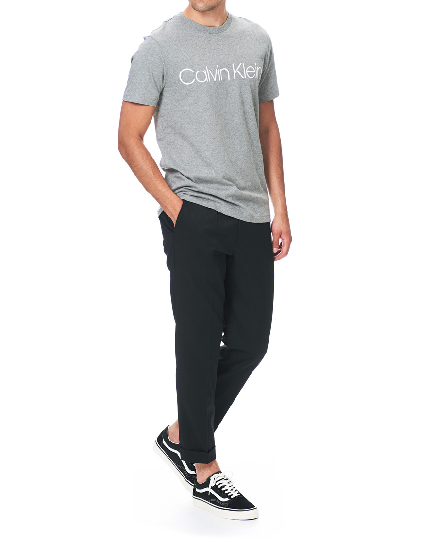 Herr | T-Shirts | Calvin Klein | Front Logo Tee Mid Grey Heather