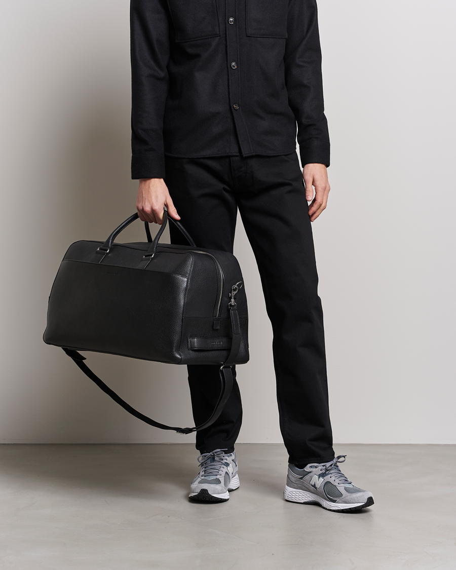 Herr | Väskor | Tiger of Sweden | Brome Grained Leather Weekendbag Black