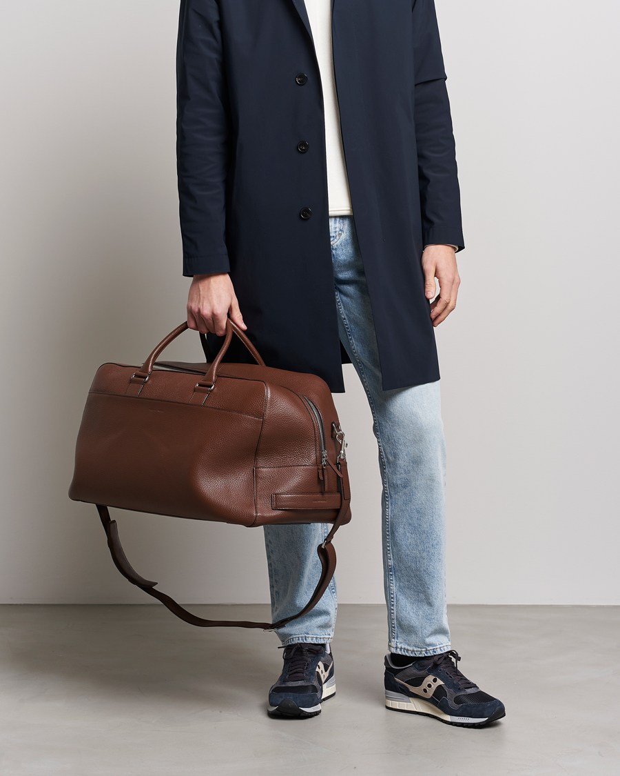 Herr | Weekendbags | Tiger of Sweden | Brome Grained Leather Weekendbag Brown