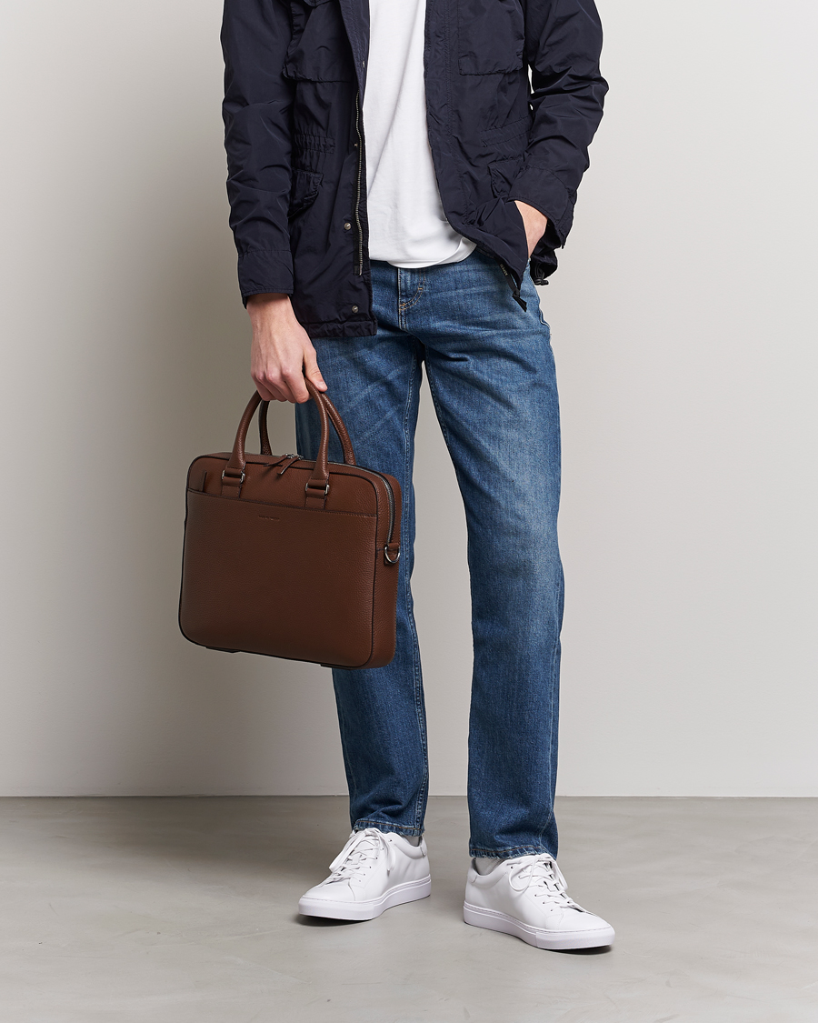 Herr | Business & Beyond | Tiger of Sweden | Bosun Grained Leather Briefcase Brown