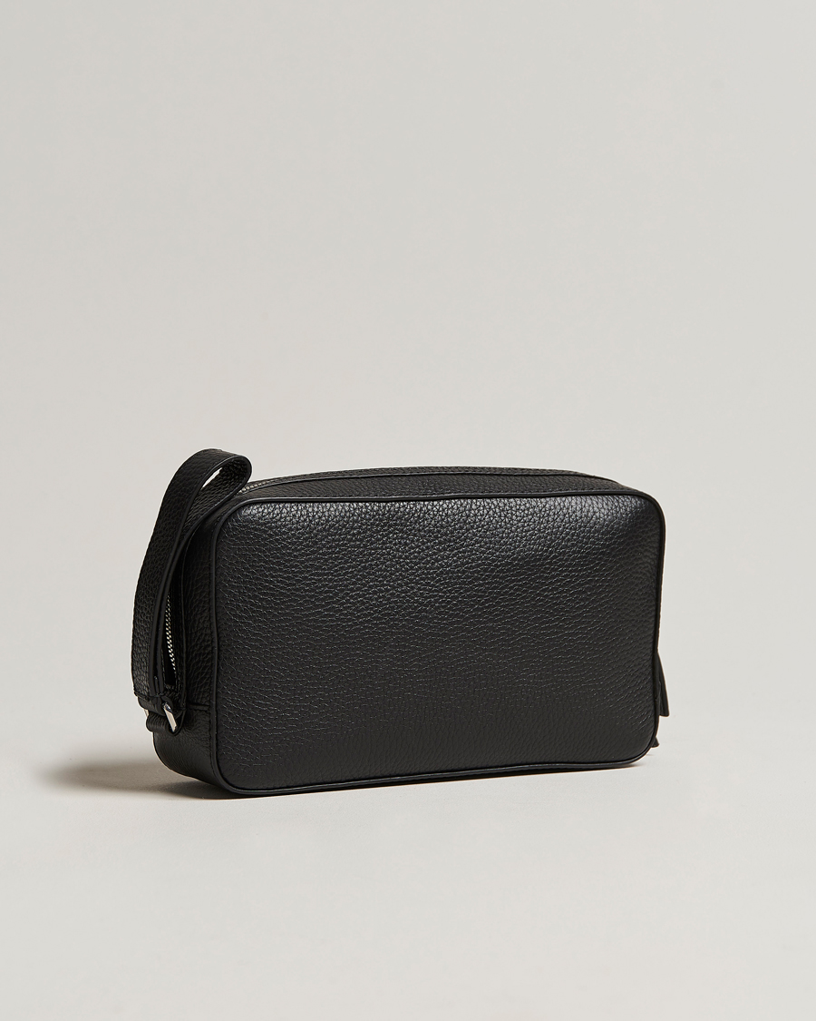 Herr | Accessoarer | Tiger of Sweden | Wes Grained Leather Toilet Bag Black