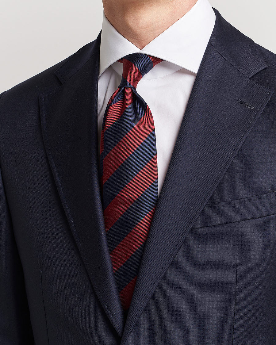 Herr | | Amanda Christensen | Regemental Stripe Classic Tie 8 cm Wine/Navy