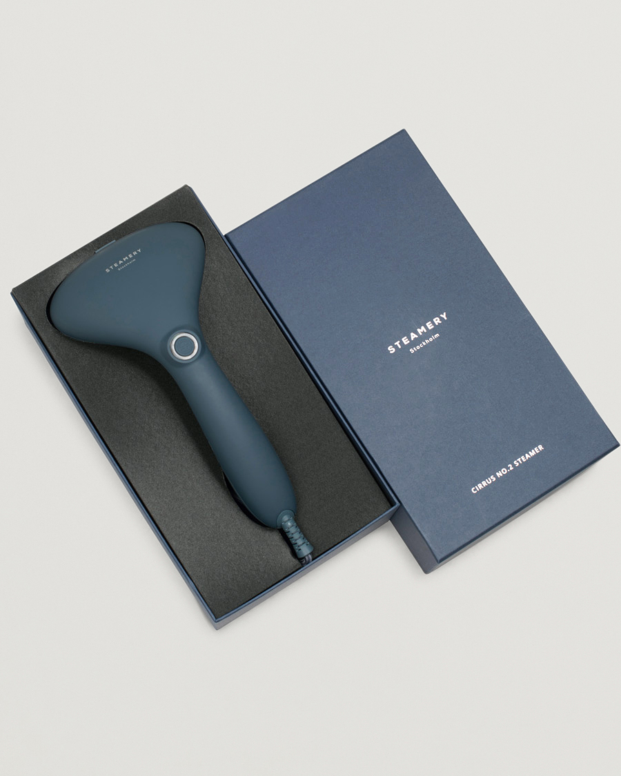 Herr | Steamery Cirrus No. 2 Travel Steamer Blue | Steamery | Cirrus No. 2 Travel Steamer Blue
