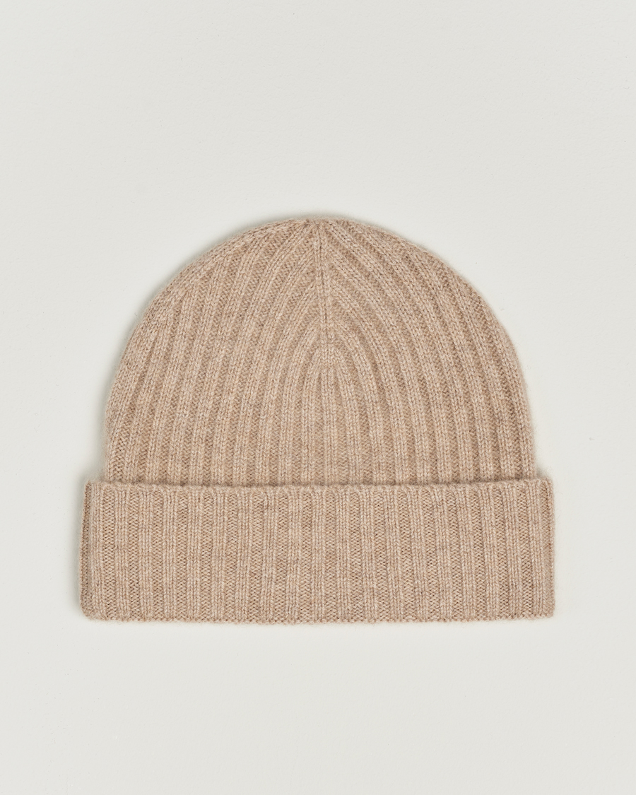 Herr | Amanda Christensen Rib Knitted Cashmere Cap Beige Melange | Amanda Christensen | Rib Knitted Cashmere Cap Beige Melange
