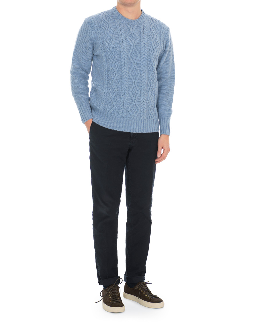 Herr | Tröjor | Inis Meáin | Aran Beack Sweater Sky Blue