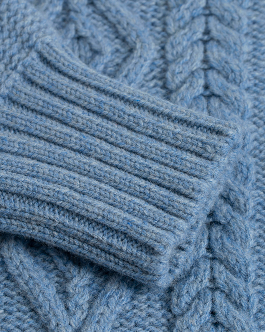 Herr | Tröjor | Inis Meáin | Aran Beack Sweater Sky Blue