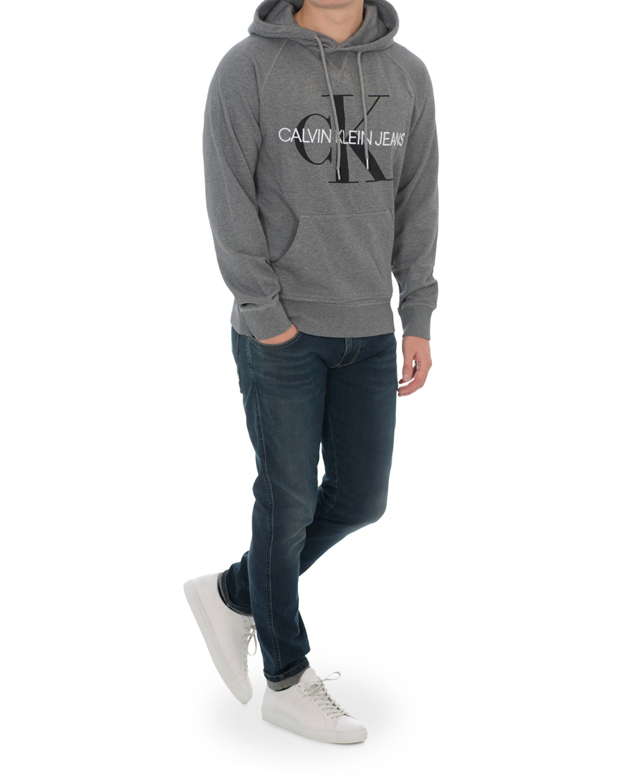 Herr | Tröjor | Calvin Klein Jeans | Washed Monogram Hoodie Grey