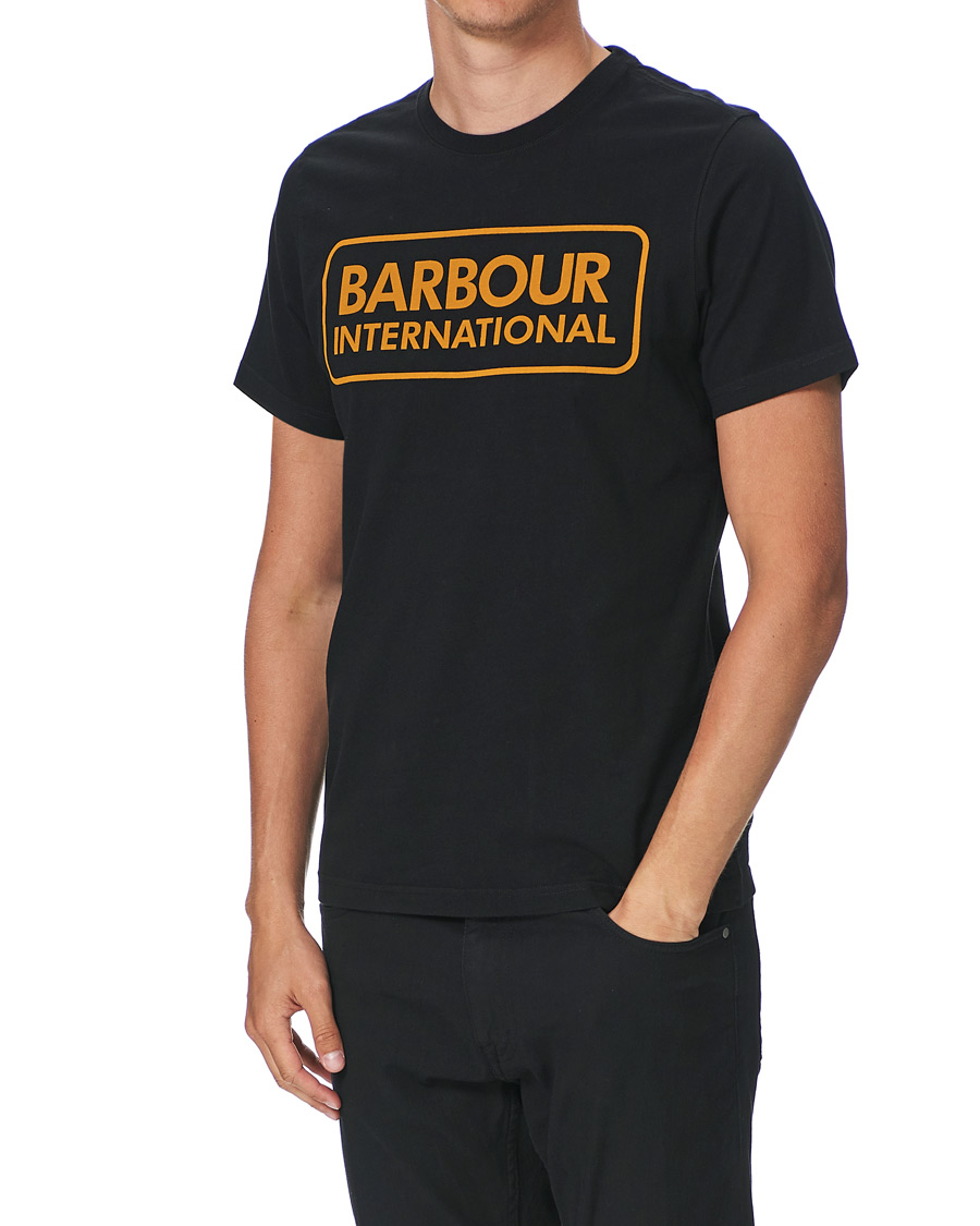 Herr | T-Shirts | Barbour International | Large Logo Crew Neck Tee Black